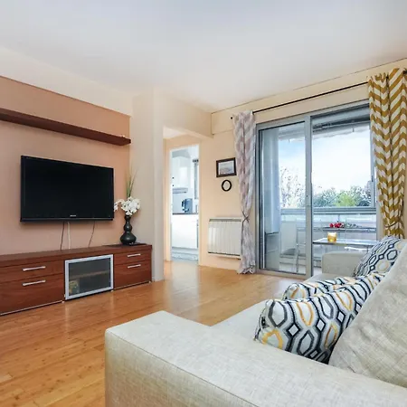Apartment Stunning In With Wifi